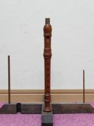 番号C010【中古品】(フェール) ソプラニーノリコーダー MODEL IV　材　運指