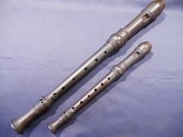 SA63(フェール)　ソプラノ/アルトリコーダーセット　モデル　グラナディラ
