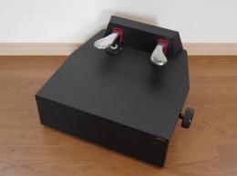 159【中古品】【山一木研】 ピアノ補助ペダル M-60　ブラック