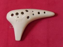 T108【中古品】(ナイト)オカリナ　フィオレット　アルトC管　アイボリー
