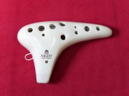 T127【中古品】(ナイト)オカリナ　アンサンブル　ソプラノF管　アイボリー