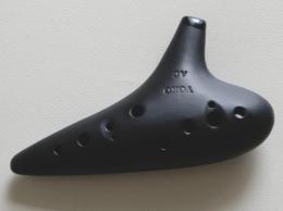 m045【中古品】(YOKO)オカリナ　ブラック　アルトC管