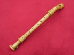 番号228【中古品】(アウラ) テナーリコーダー　CONSERVATORIUM　T10BN　ボックスウッド材