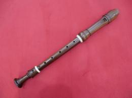 番号307【中古品】(ヤマハ)アルトリコーダー YRA802 キングウッド材