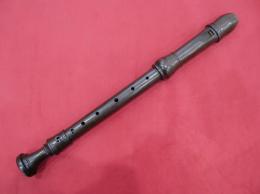 番号321【中古品】(AURA)アルトリコーダー CONSERVATORIUM A9G　パリサンダー材