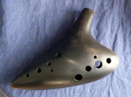 m119【中古品】(ティアーモ)オカリナ　黒陶シリーズ　合奏モデル　アルトF管