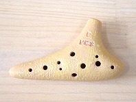 H12【訳あり品】(水無月)オカリナ　福岡県の作品　ソプラノG管　ホワイトイエロー
